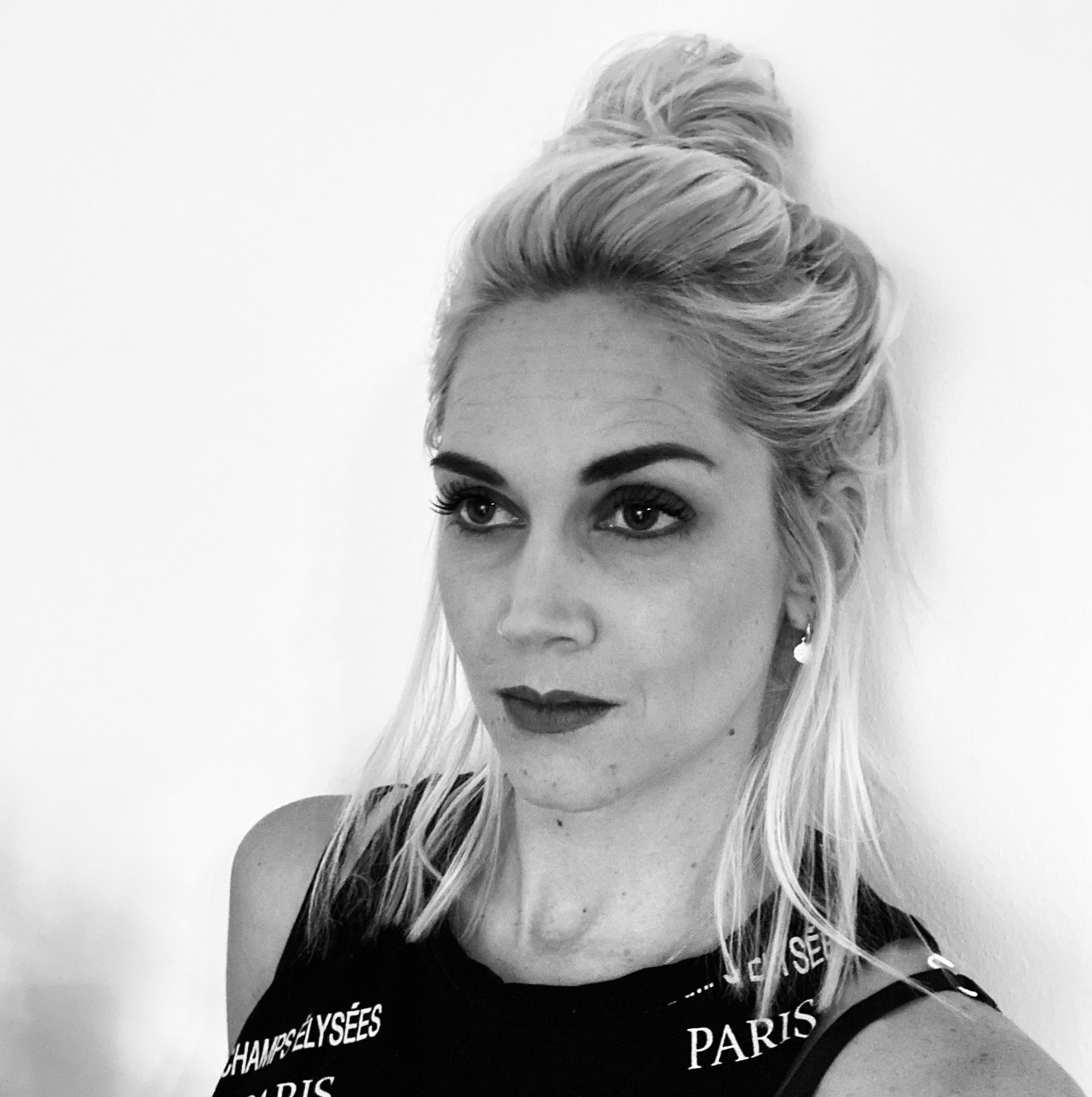 Tanya Shalom